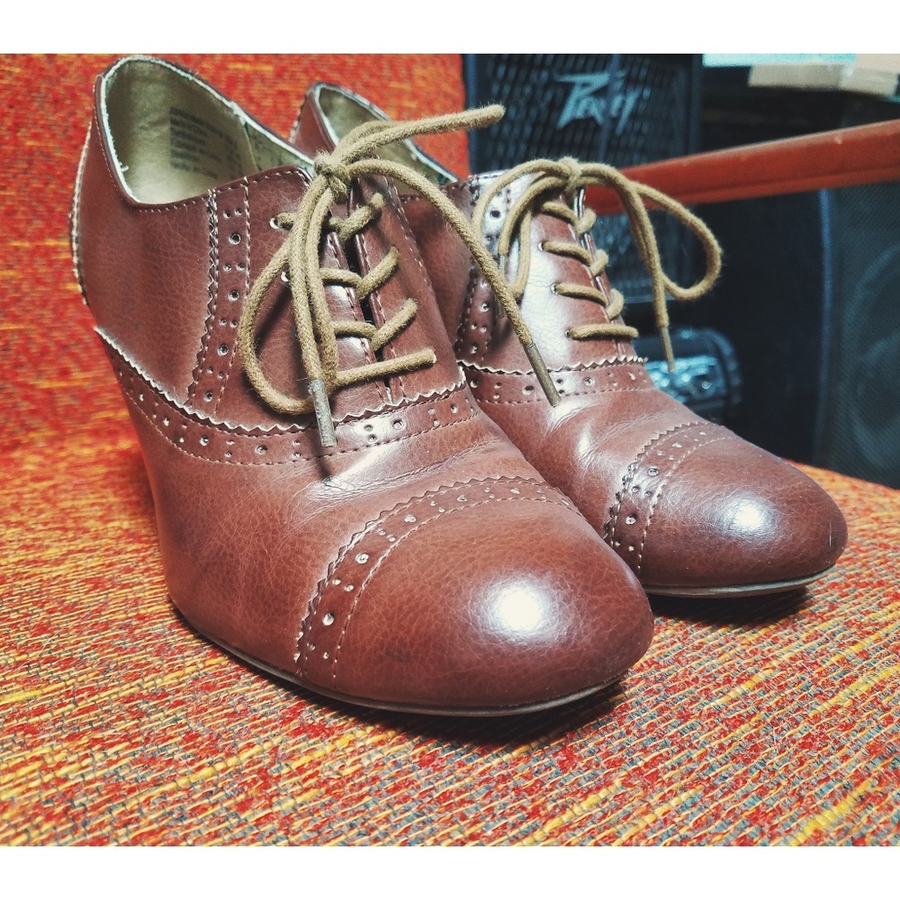 Oxford Heels